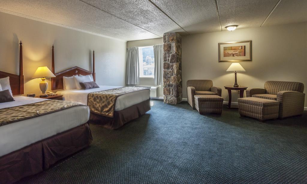 Four Seasons Motor Lodge جاتلينبرج الغرفة الصورة